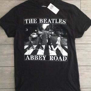 The Beatles Tops - The Beatles Abbey Road Black T Shirt The Beatles Tops - The Beatles Abbey Road Black T Shirt